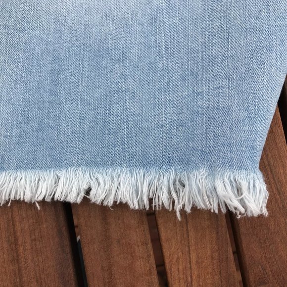 DOLL HOUSE JUNIOR Frayed Hem Shorts - Picture 4 of 6